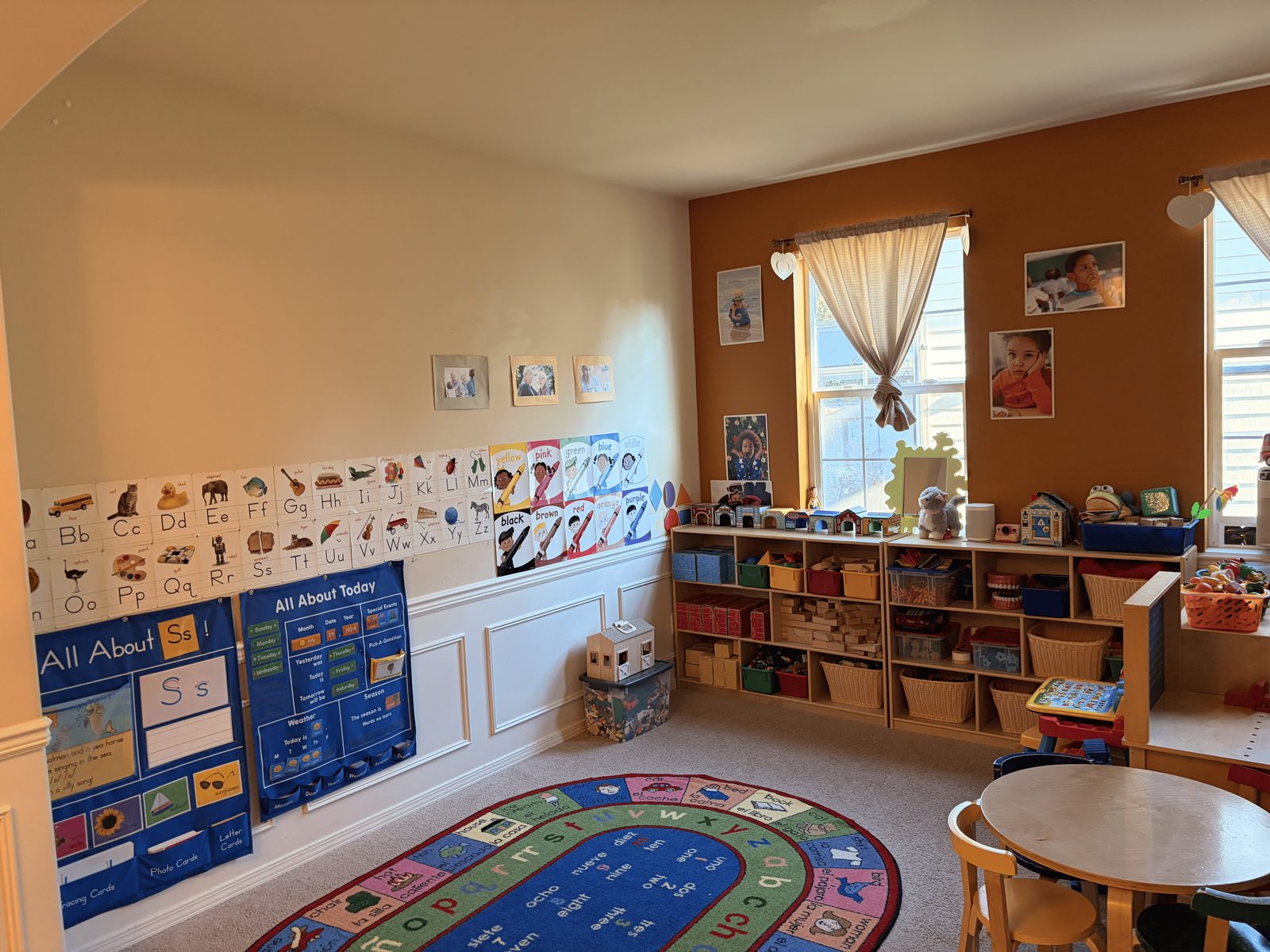 Circle time & alphabet corner